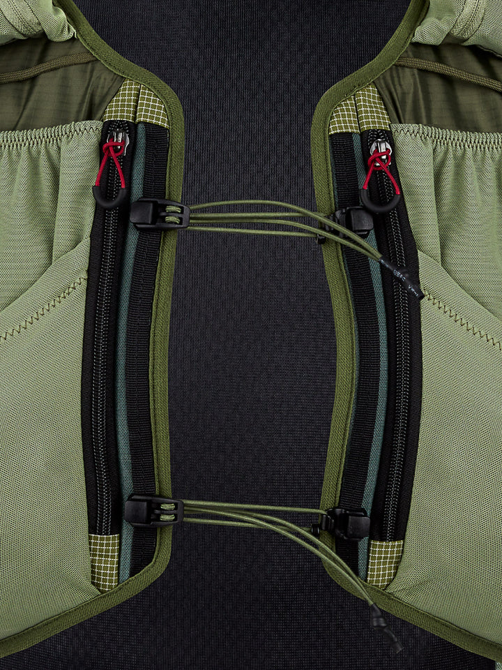 UltrAspire Traverse 20L Pack
