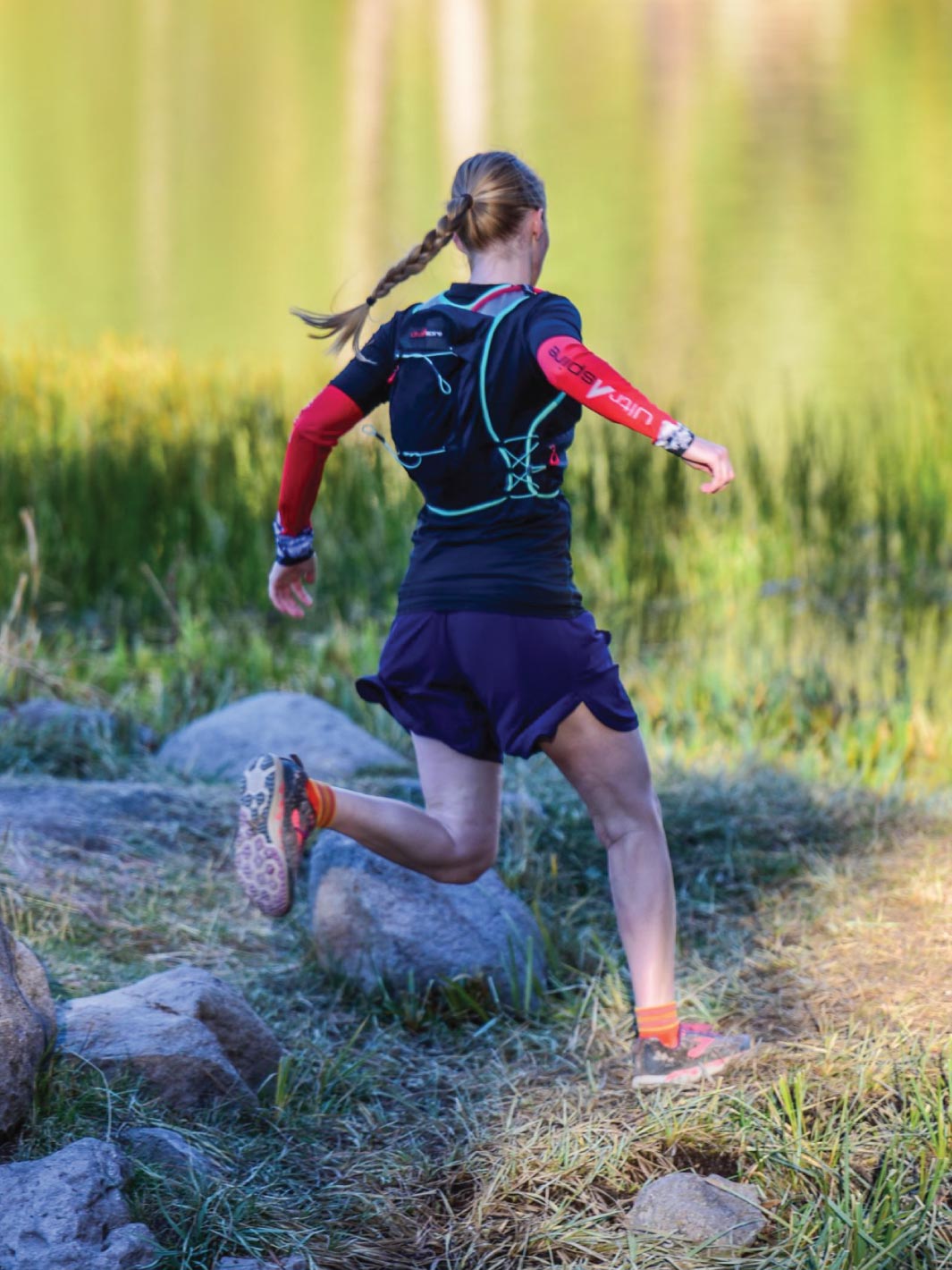 UltrAspire Astral V4 Womens - Mint - 9L