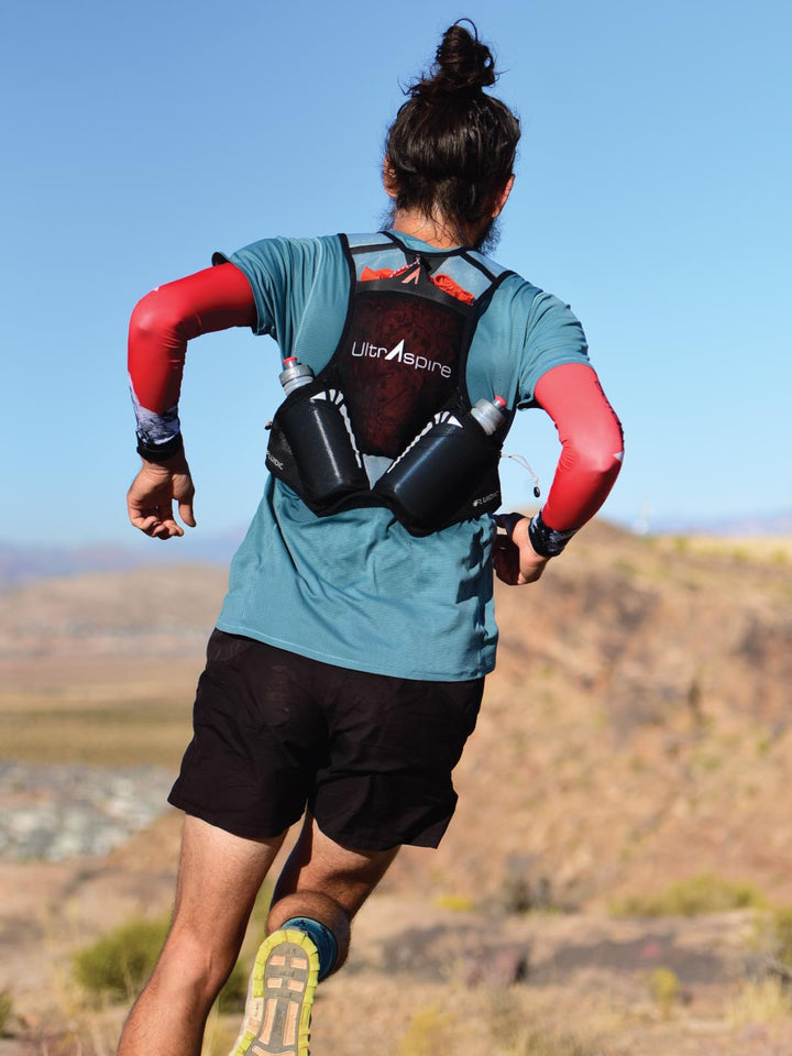 UltrAspire Momentum V2 - Black - 6L